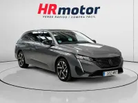 Usado Peugeot 308 Allure 131 CV (96 kW) 2024 Gris Utilitario