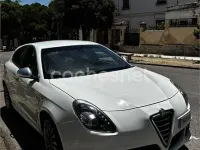 Usado Alfa Romeo Giulietta Distinctive 140 CV (102 kW) 2013 Blanco Utilitario