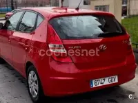 Usado Hyundai i30 Classic 109 CV (80 kW) 2008 Rojo Berlina