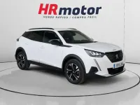 Usado Peugeot 2008 Allure 110 CV (80 kW) 2022 Blanco SUV