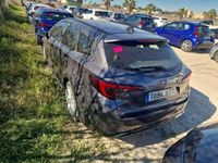 Usado Toyota Corolla Active 140 CV (102 kW) 2025 Gris Familiar