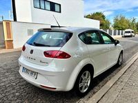Usado Seat Leon Reference 105 CV (77 kW) 2011 Blanco Utilitario