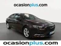 Usado Opel Insignia Selective 136 CV (100 kW) 2017 Marrón Berlina
