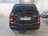Usado Ssangyong (KGM) Rexton II Limited 186 CV (136 kW) 2008 Negro SUV