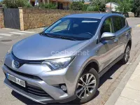 Usado Toyota RAV4 Hybrid Advance 197 CV (144 kW) 2018 Gris / plata SUV