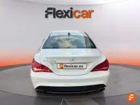 Usado Mercedes CLA200 136 CV (100 kW) 2016 Blanco Coupe