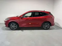 Usado Ford Kuga ST-Line 224 CV (164 kW) 2022 Rojo SUV