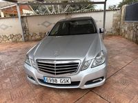 Usado Mercedes E350 231 CV (169 kW) 2009 Gris / plata Berlina
