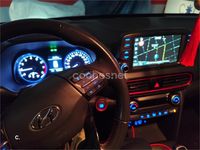 Usado Hyundai Kona 120 CV (88 kW) 2018 Gris / plata SUV