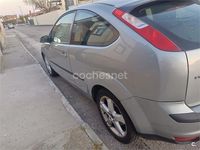 Usado Ford Focus Sport 136 CV (100 kW) 2006 Gris / plata Berlina
