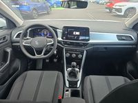 Usado VW T-Roc 116 CV (85 kW) 2025 Blanco puro SUV