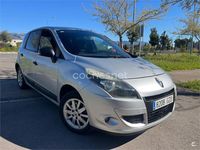 Usado Renault Scénic III Authentique 85 CV (62 kW) 2011 Gris / plata Monovolumen