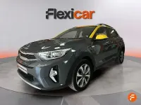 Usado Kia Stonic 100 CV (73 kW) 2021 Gris SUV