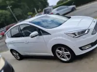 Usado Ford Grand C-Max Titanium 125 CV (91 kW) 2015 Blanco Monovolumen