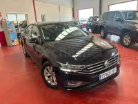 Usado VW Passat Business 122 CV (89 kW) 2022 Negro Familiar