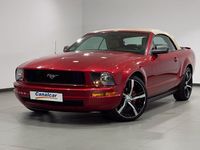 Usado Ford Mustang 205 CV (150 kW) 2006 Granate Descapotable