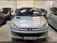 Usado Peugeot 206 70 CV (51 kW) 2005 Gris / plata Berlina