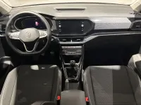 Usado VW T-Cross R-line 116 CV (85 kW) 2025 Gris plata SUV