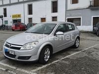 Usado Opel Astra Enjoy 100 CV (73 kW) 2005 Gris / plata Berlina