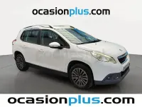 Usado Peugeot 2008 Active 100 CV (73 kW) 2015 Blanco SUV