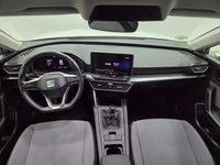 Usado Seat Leon Style 116 HP (85 kW) 2025 Branco Sedan