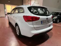 Usado Kia Ceed Sportswagon 128 CV (94 kW) 2014 Blanco Familiar