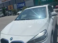 Usado BMW 225 Active Tourer iPerformance 224 CV (164 kW) 2019 Blanco Monovolumen