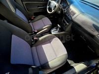 Usado VW Golf IV 102 CV (75 kW) 2003 Azul Berlina