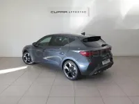 Usado Cupra Leon 204 CV (150 kW) 2025 Gris / plata Berlina