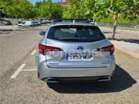 Usado Toyota Corolla Active 140 CV (102 kW) 2023 Gris / plata Familiar