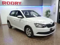 Usado Skoda Fabia Ambition 75 CV (55 kW) 2016 Blanco Berlina