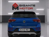 Usado VW T-Roc 150 CV (110 kW) 2025 Azul metalizado SUV