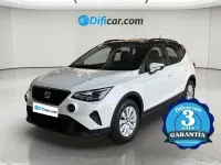 Usado Seat Arona Style Plus 110 CV (80 kW) 2022 Blanco SUV