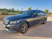Usado Mercedes C220 170 CV (125 kW) 2015 Azul Familiar