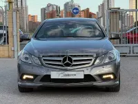 Usado Mercedes E250 Elegance 204 CV (150 kW) 2011 Gris / plata Coupe