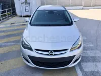Usado Opel Astra Business 110 CV (80 kW) 2014 Gris / plata Familiar