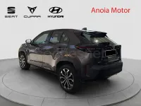Usado Toyota Yaris Cross Active 116 CV (85 kW) 2022 Gris / plata SUV