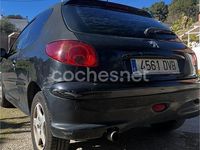 Usado Peugeot 206 70 CV (51 kW) 2005 Negro Berlina
