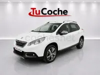 Usado Peugeot 2008 Allure 120 CV (88 kW) 2015 Blanco SUV
