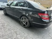 Usado Mercedes C200 Avantgarde 122 CV (89 kW) 2008 Negro Berlina