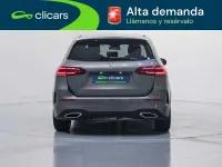 Usado Mercedes B200 163 CV (119 kW) 2020 Gris Utilitario