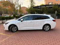 Usado Toyota Corolla Business Edition 122 CV (89 kW) 2022 Blanco Familiar