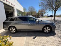 Usado VW Passat 150 CV (110 kW) 2025 Gris / plata Familiar