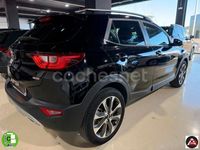 Usado Kia Stonic 100 CV (73 kW) 2019 Negro SUV