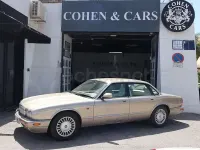 Usado Jaguar XJ6 Executive 216 CV (158 kW) 1997 Beige Berlina
