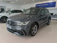 Usado VW Tiguan R-line 150 CV (110 kW) 2022 Gris / plata SUV