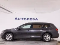 Usado VW Passat 122 CV (89 kW) 2021 Gris Familiar