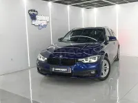 Usado BMW 318 Advantage 136 CV (100 kW) 2016 Azul Familiar