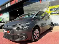Usado Citroën Grand C4 Picasso Live 130 CV (95 kW) 2017 Gris / plata Monovolumen