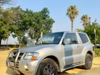Usado Mitsubishi Montero Intense 160 CV (117 kW) 2005 Gris / plata SUV